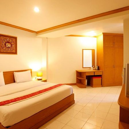 Casa Jip Guesthouse Patong Zewnętrze zdjęcie