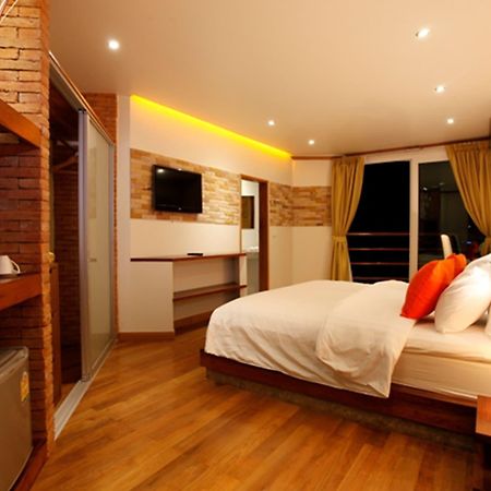 Casa Jip Guesthouse Patong Zewnętrze zdjęcie