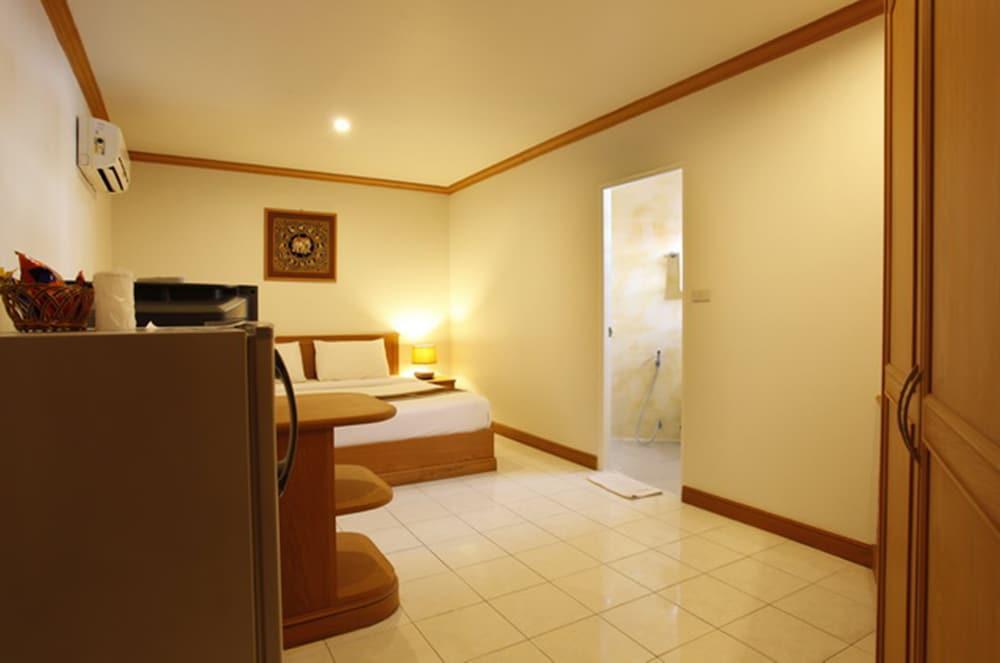 Casa Jip Guesthouse Patong Zewnętrze zdjęcie