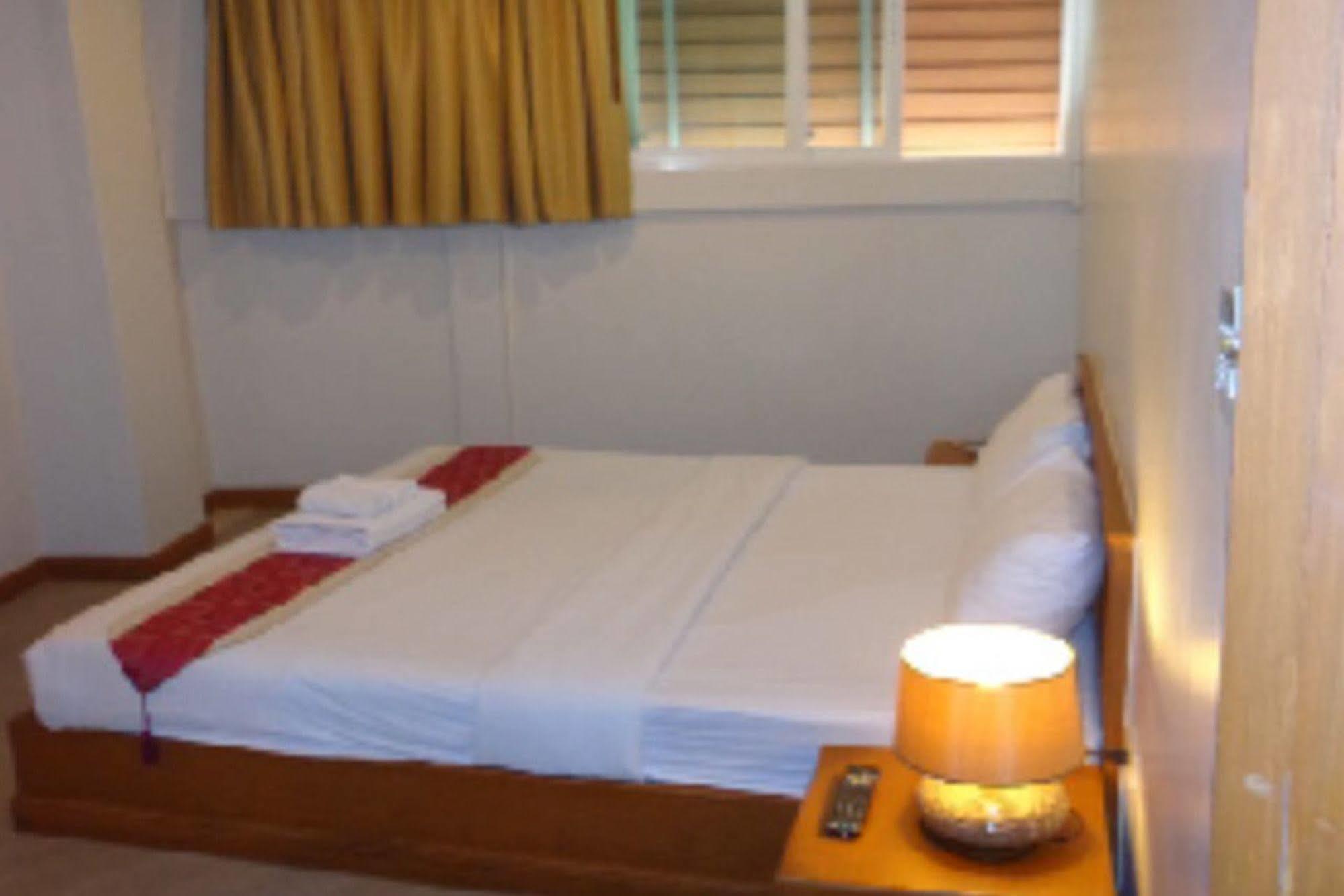 Casa Jip Guesthouse Patong Zewnętrze zdjęcie