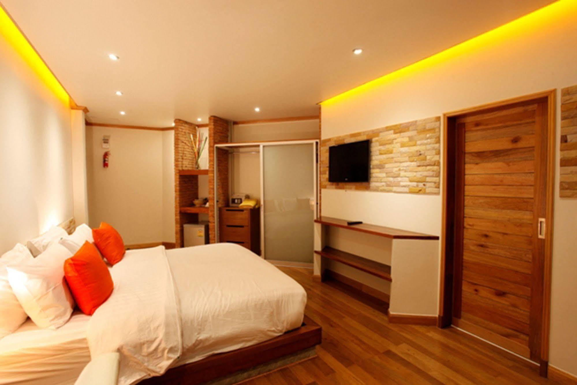 Casa Jip Guesthouse Patong Zewnętrze zdjęcie